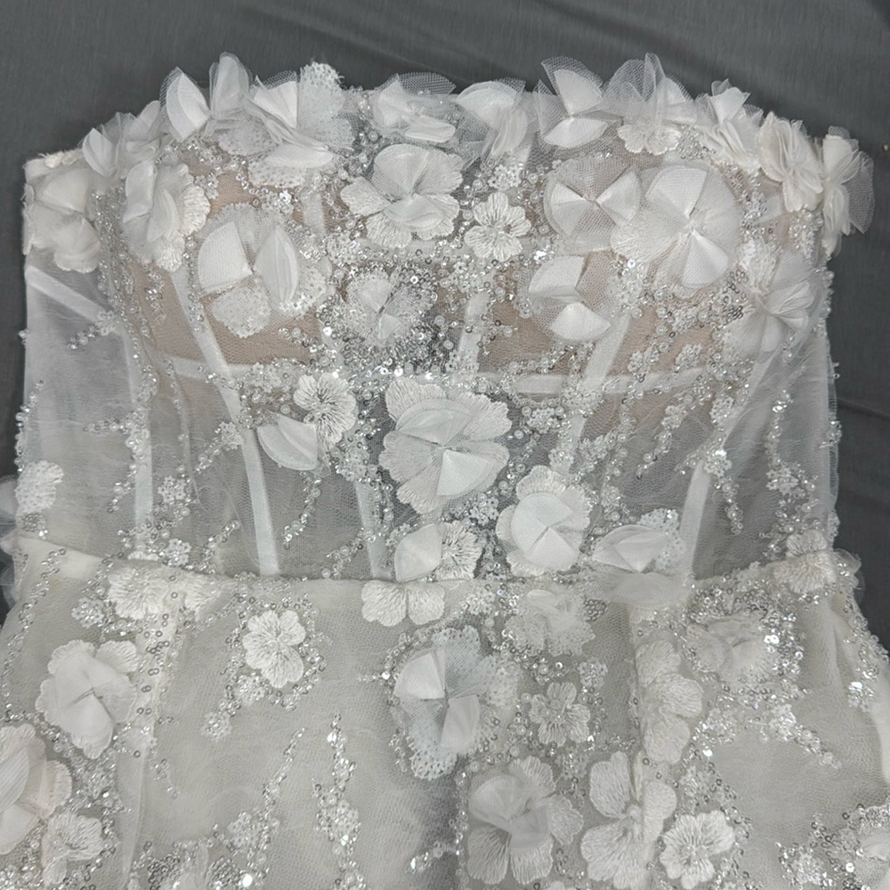 Elegant White Floral Mini Dress Rosie Etienne Isabelle